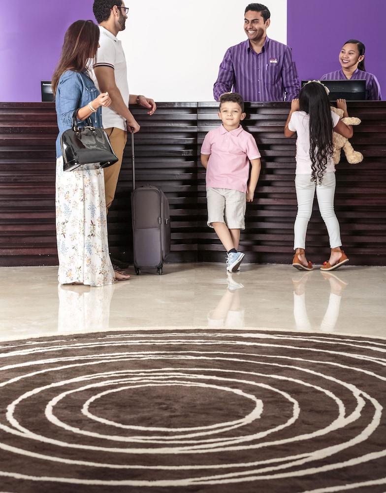 Premier Inn Doha Education City Umm al Qubur Extérieur photo