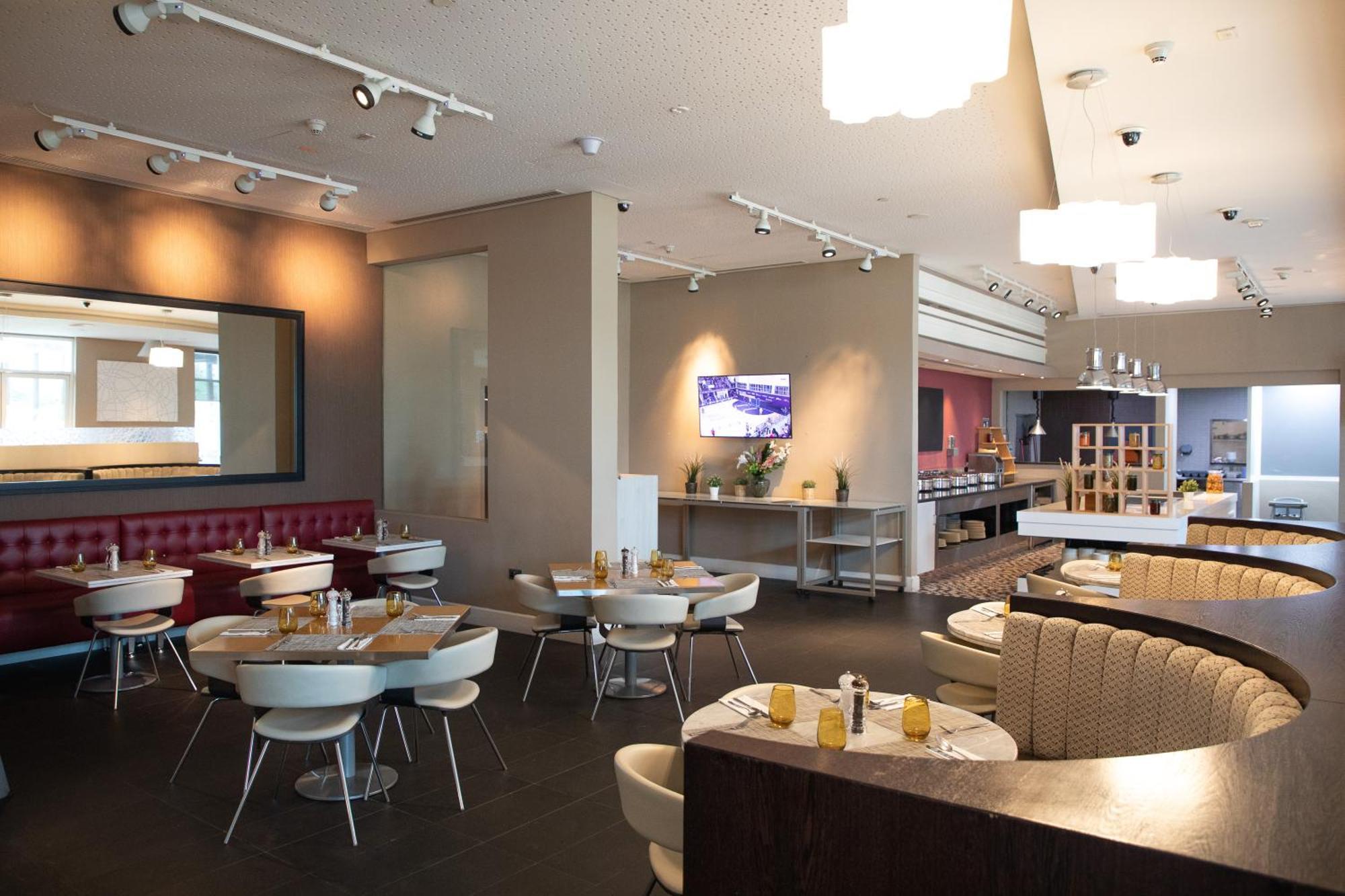 Premier Inn Doha Education City Umm al Qubur Extérieur photo